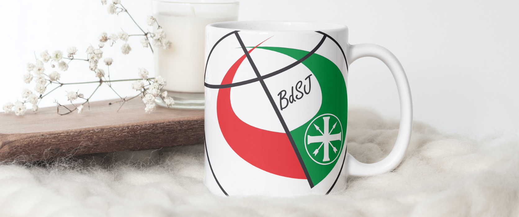 Weiße Tasse mit BdSJ-Logo